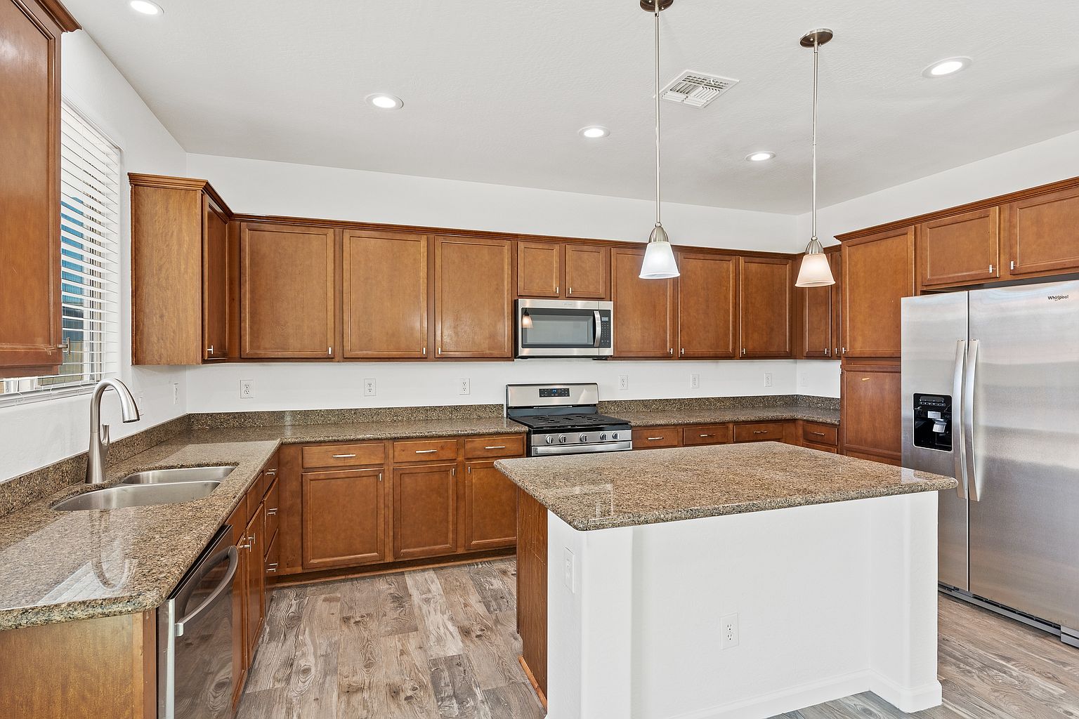 21044 E Cherrywood Dr Rentals photo 4
