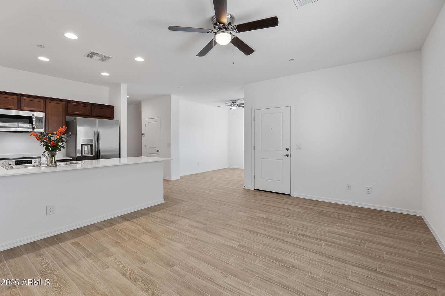 15636 N 29th St Phoenix, AZ 85032 photo 4