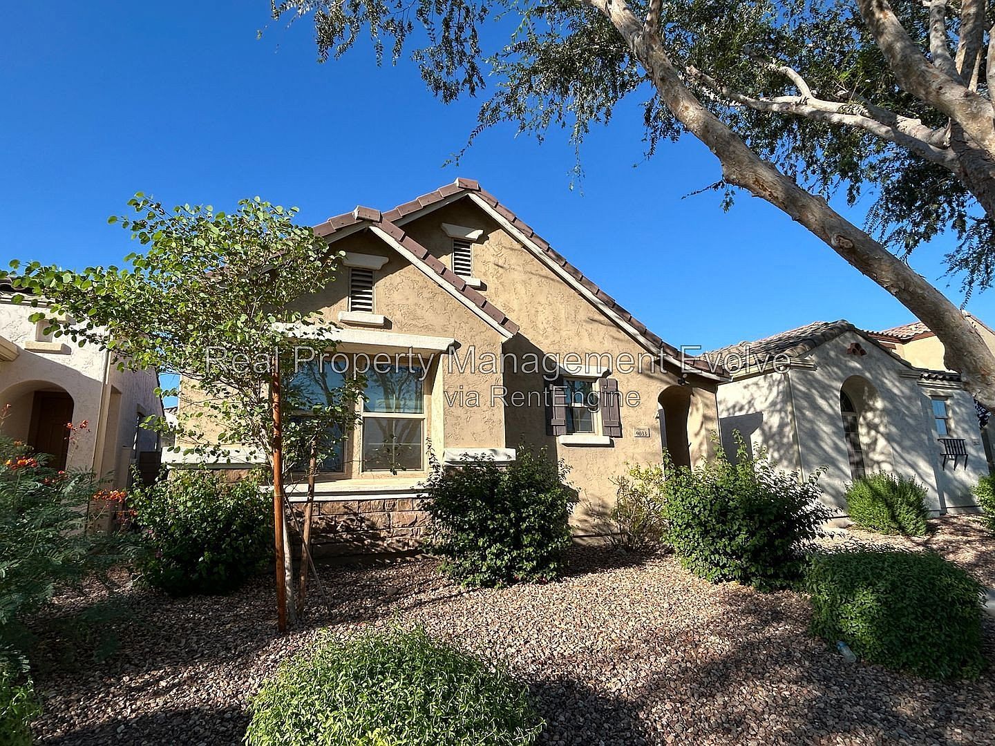 9033 W State Ave Glendale, AZ 85305 photo 2