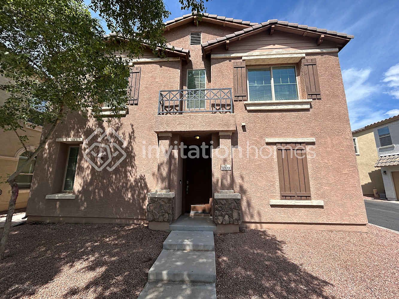 1370 S Ponderosa Dr Gilbert, AZ 85296 photo 2