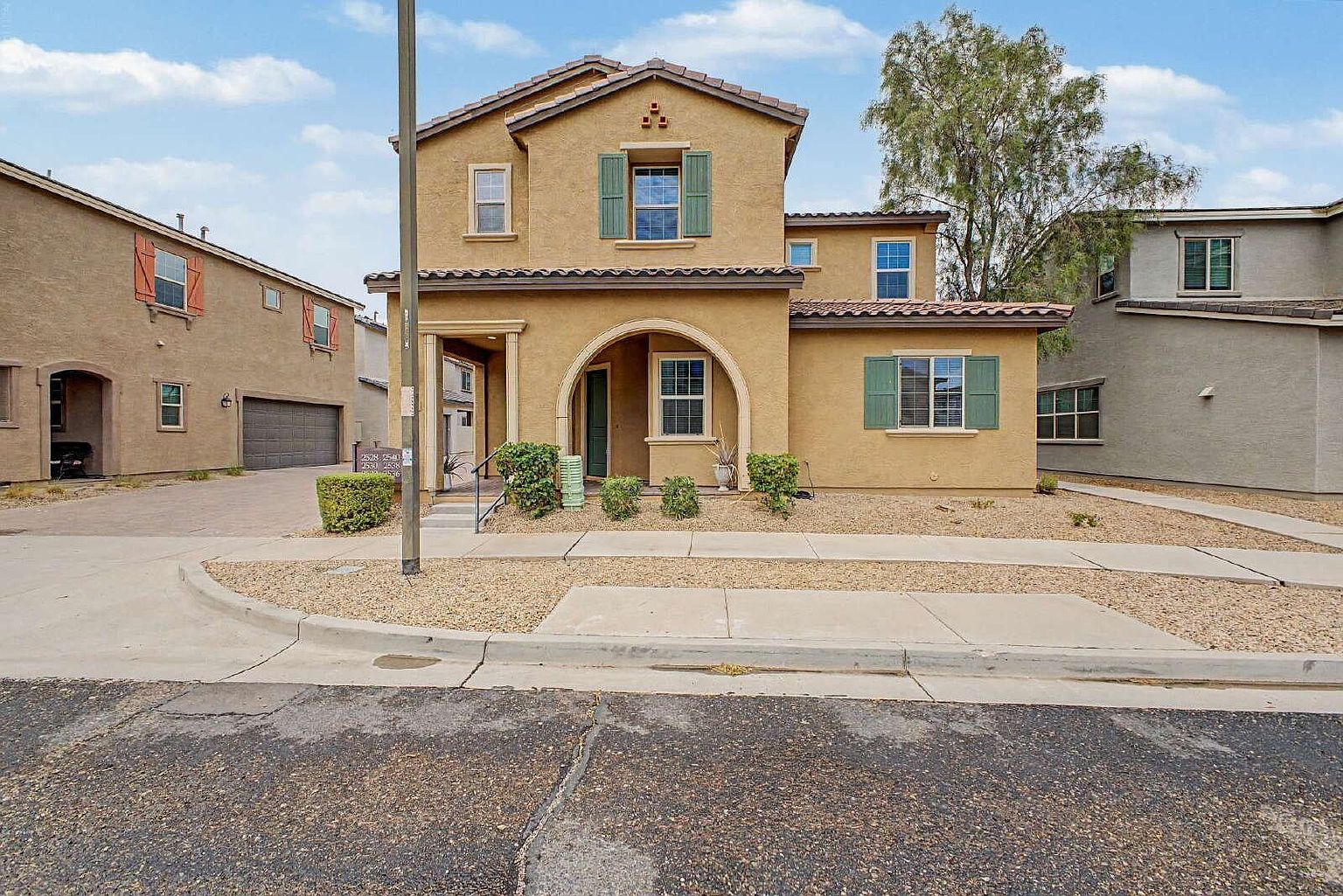 15957 S 187th Dr photo 3