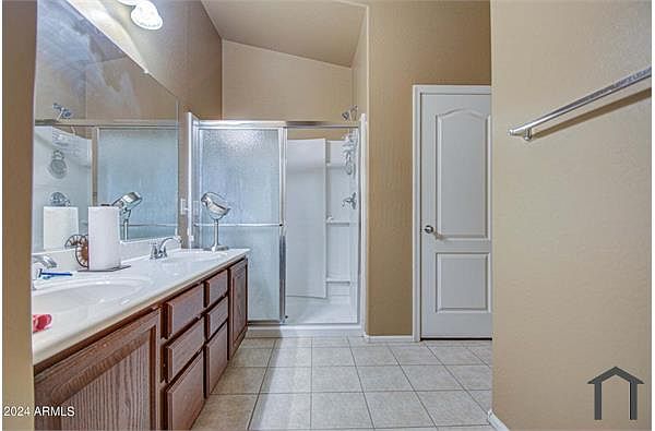 10214 W Raymond St photo 3