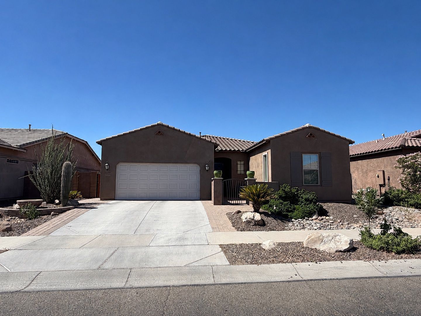 15959 W Cameron Dr Surprise, AZ 85379 photo 2