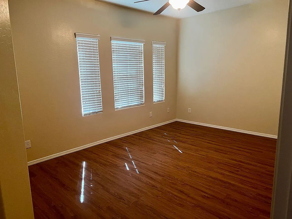 3010 E Tiffany Way photo 5