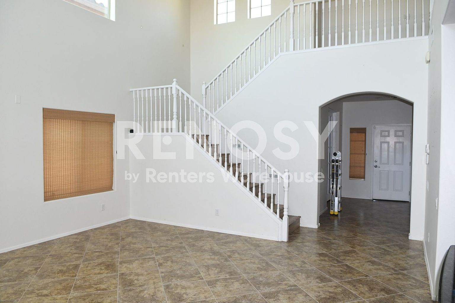 10827 W Cottontail Ln Peoria, AZ 85383 photo 5