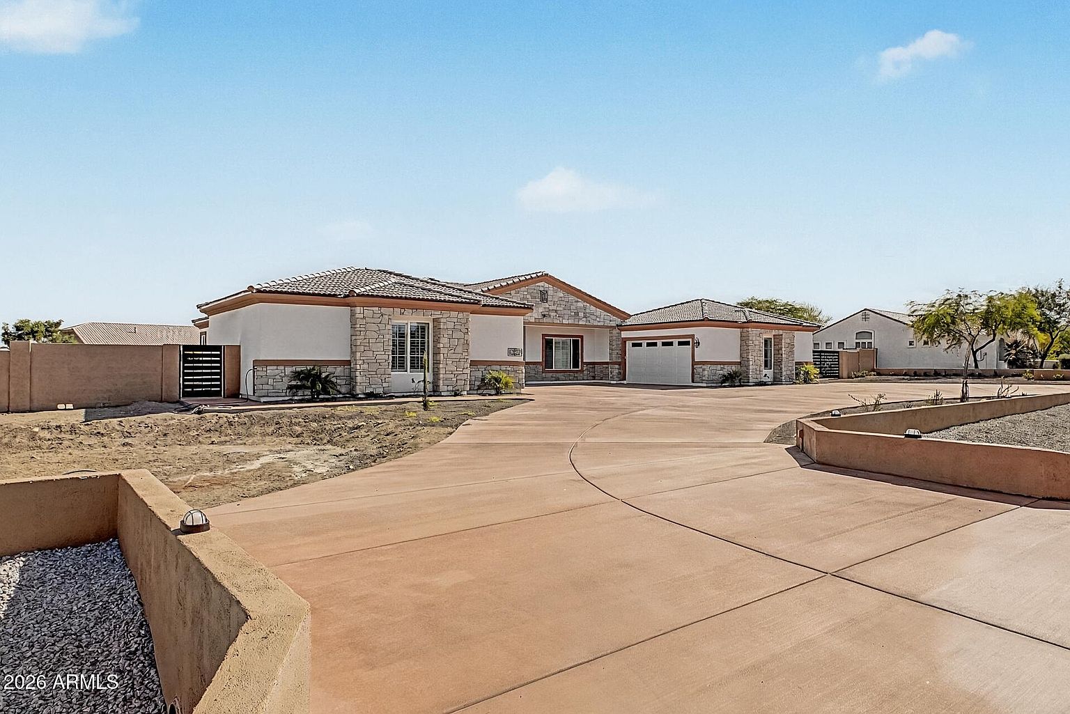 19821 W Whitton Ave Buckeye, AZ 85396 photo 2