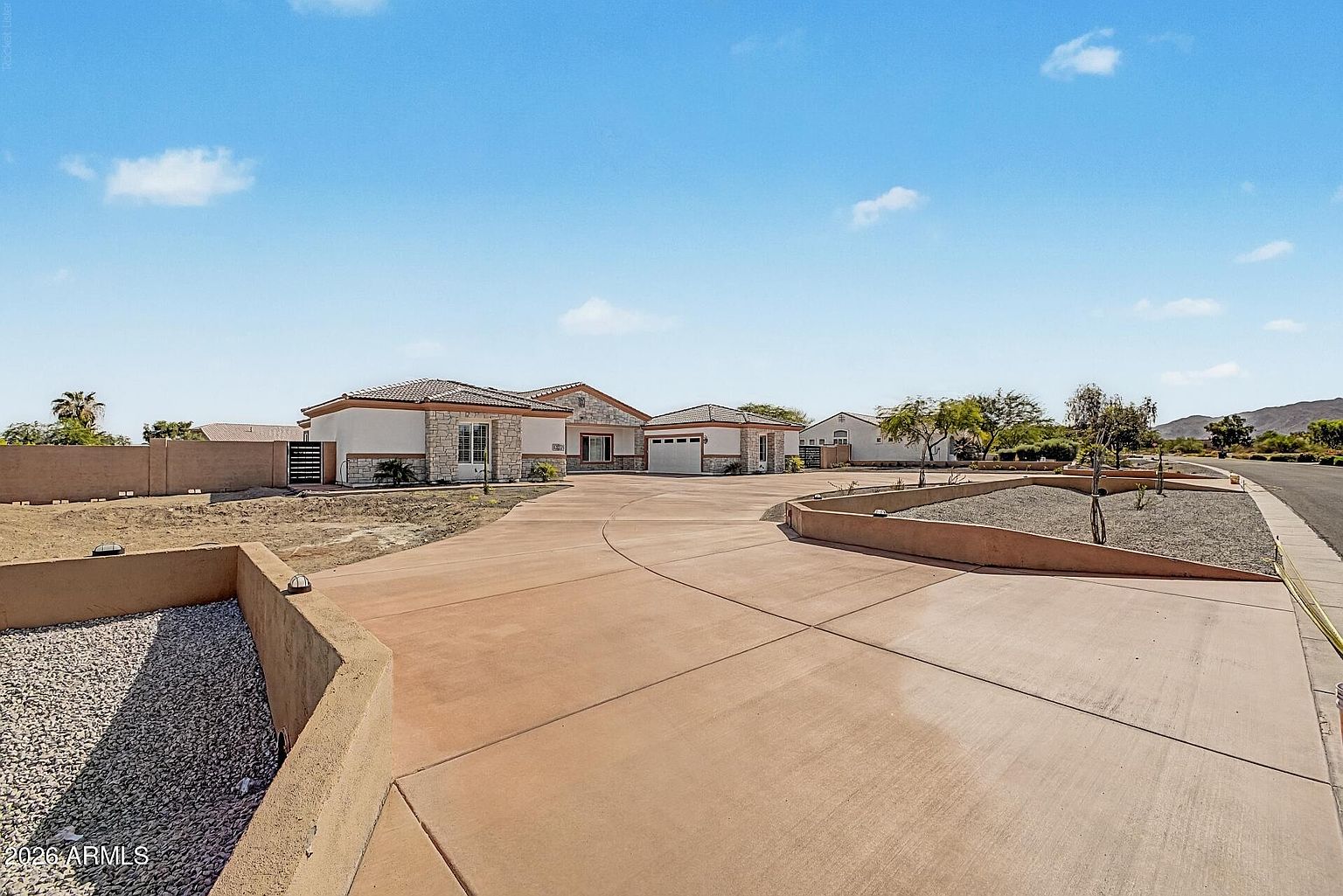 19821 W Whitton Ave Buckeye, AZ 85396 photo 4