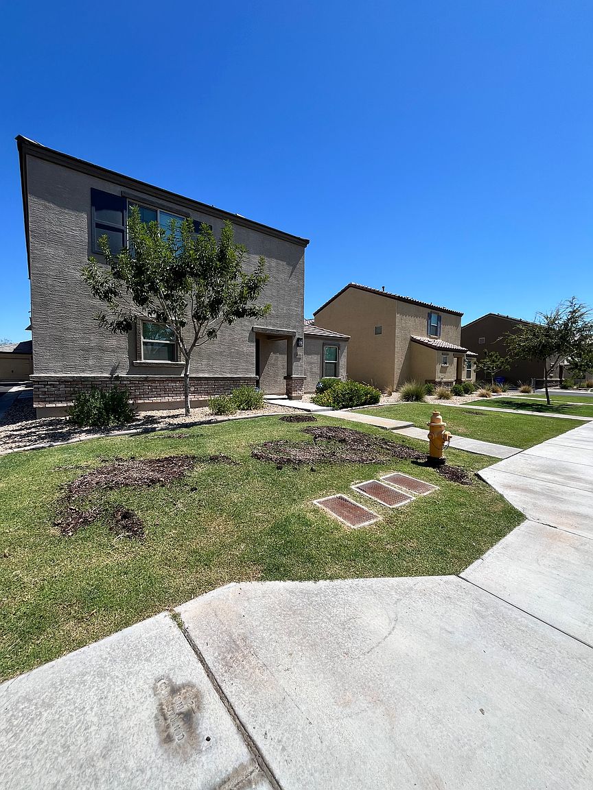 3831 S 79th Dr photo 2