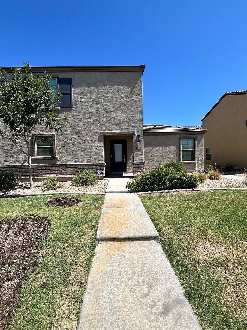 3831 S 79th Dr photo 3