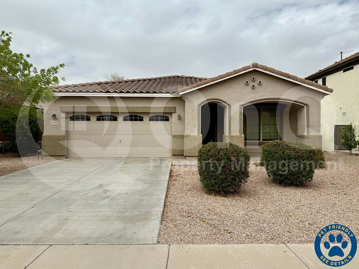 2980 E Ridgewood Ln Gilbert, AZ 85298 photo 2