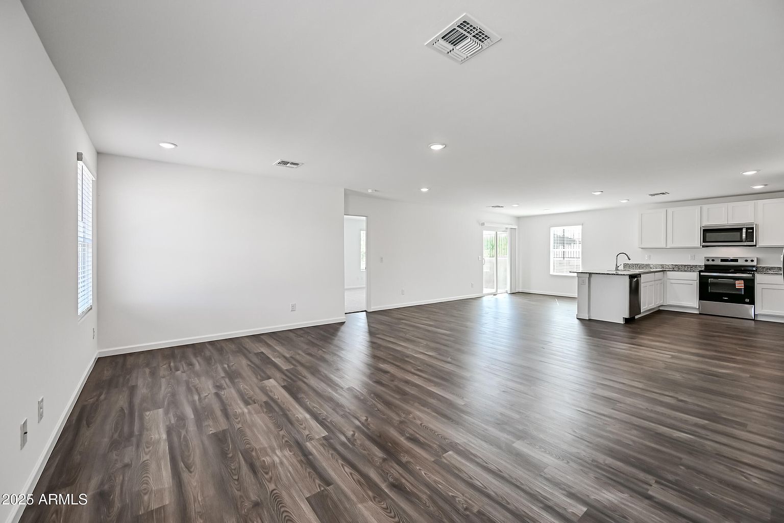 1845 Yance Dr Wickenburg, AZ 85390 photo 4