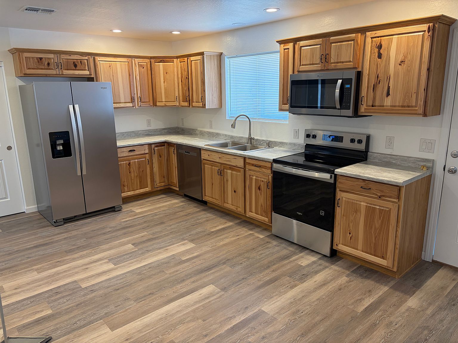 10620 E Mercury Dr photo 3