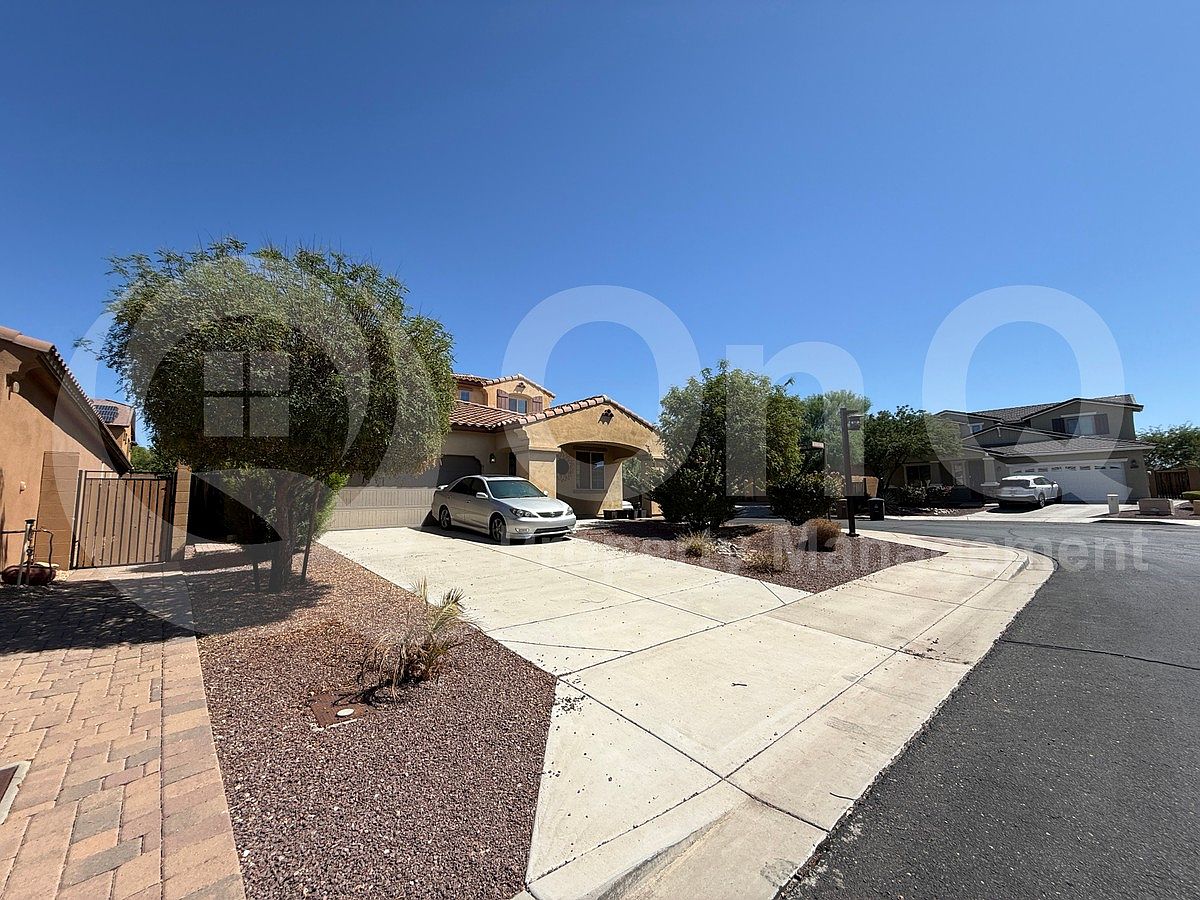 7538 W Redbird Rd Peoria, AZ 85383 photo 2