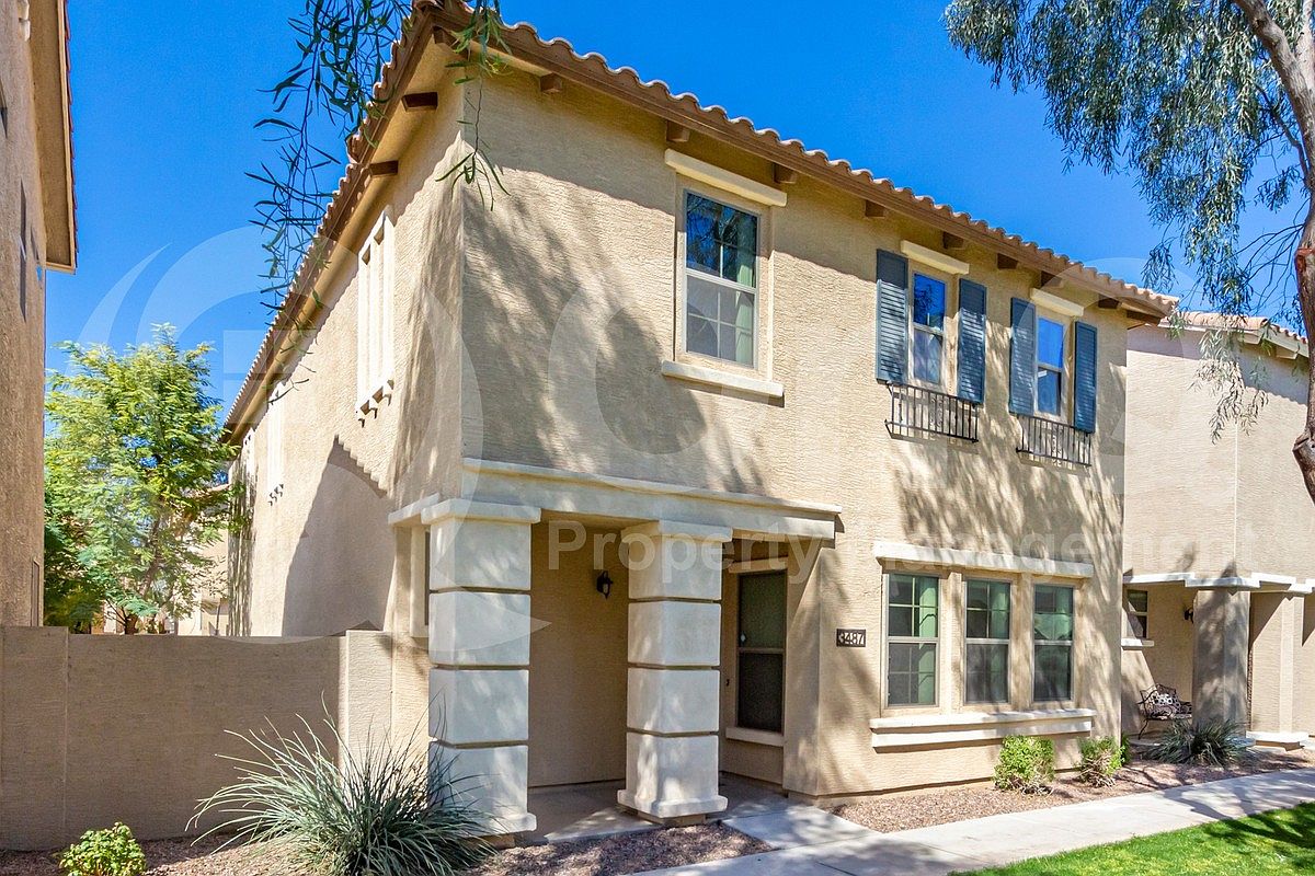 3487 S Posse Trail Gilbert, AZ 85297 photo 4