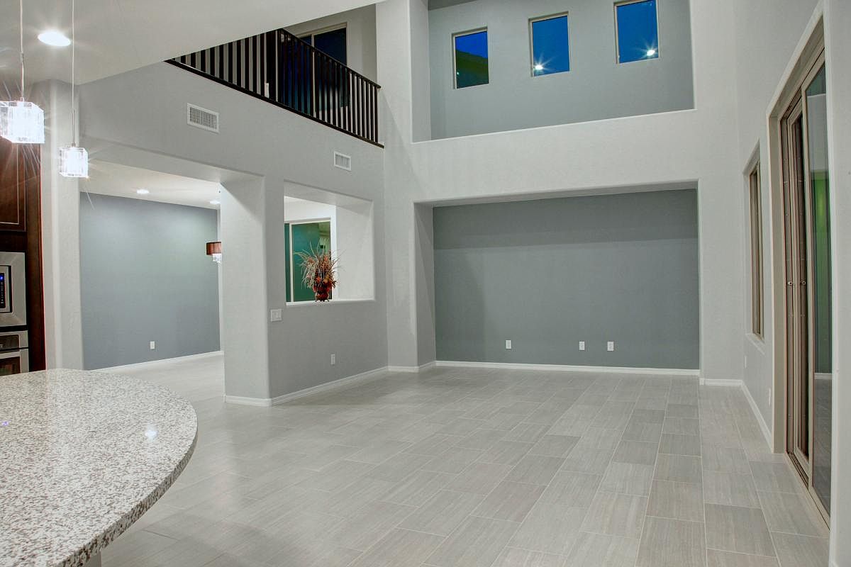 3607 E Salter Dr Phoenix, AZ 85050 photo 5