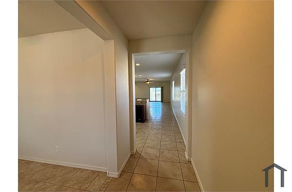 7116 S 78th Dr Phoenix, AZ 85339 photo 3