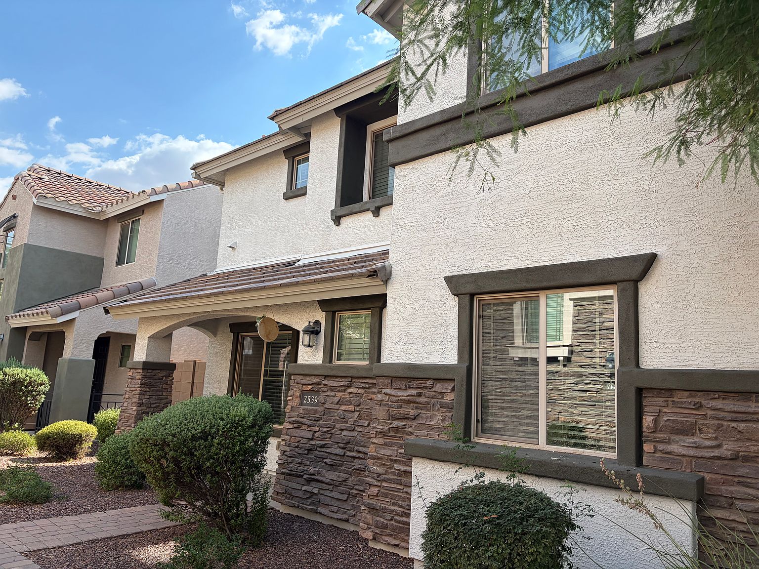 2539 E Vermont Dr Gilbert, AZ 85295 photo 3