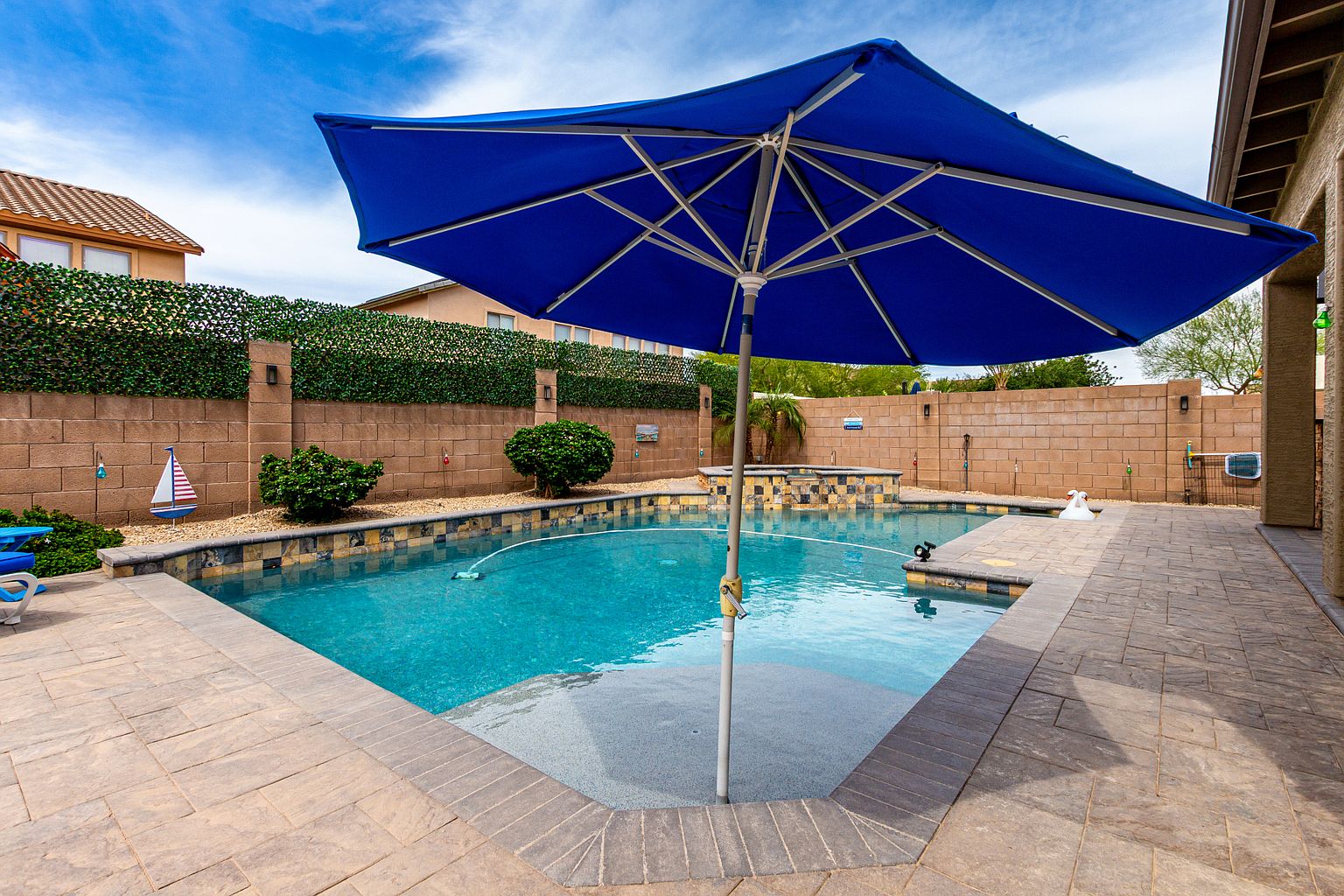 7888 W Spur Dr photo 2