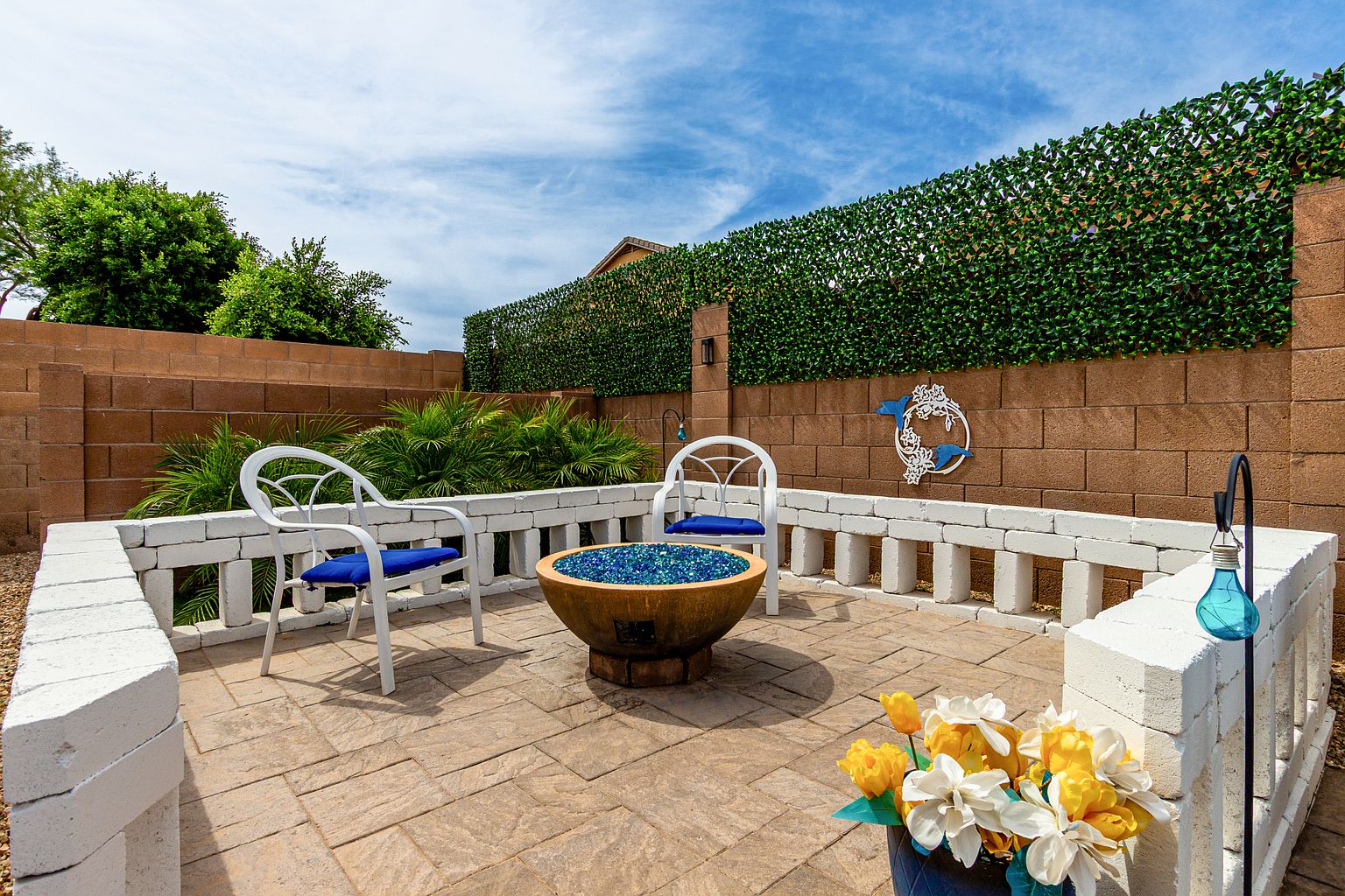 7888 W Spur Dr photo 3