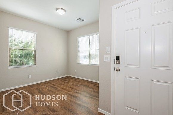 23612 W Hopi St photo 4