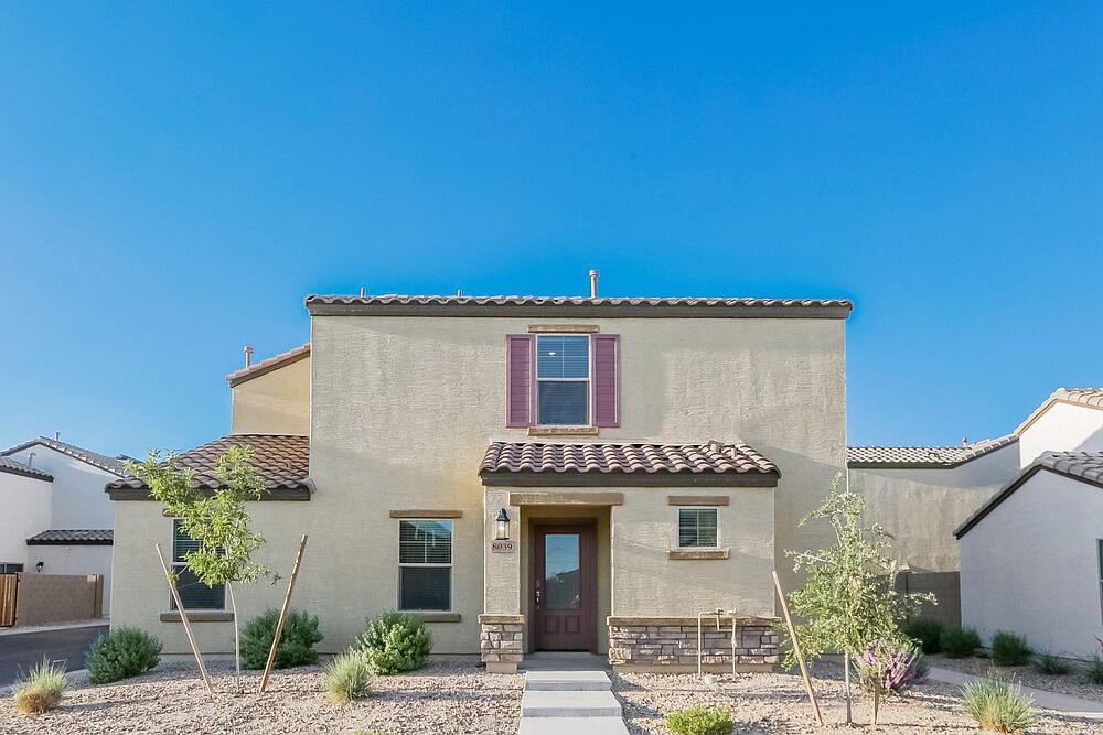 8039 W Agora Ln Phoenix, AZ 85043 photo 2