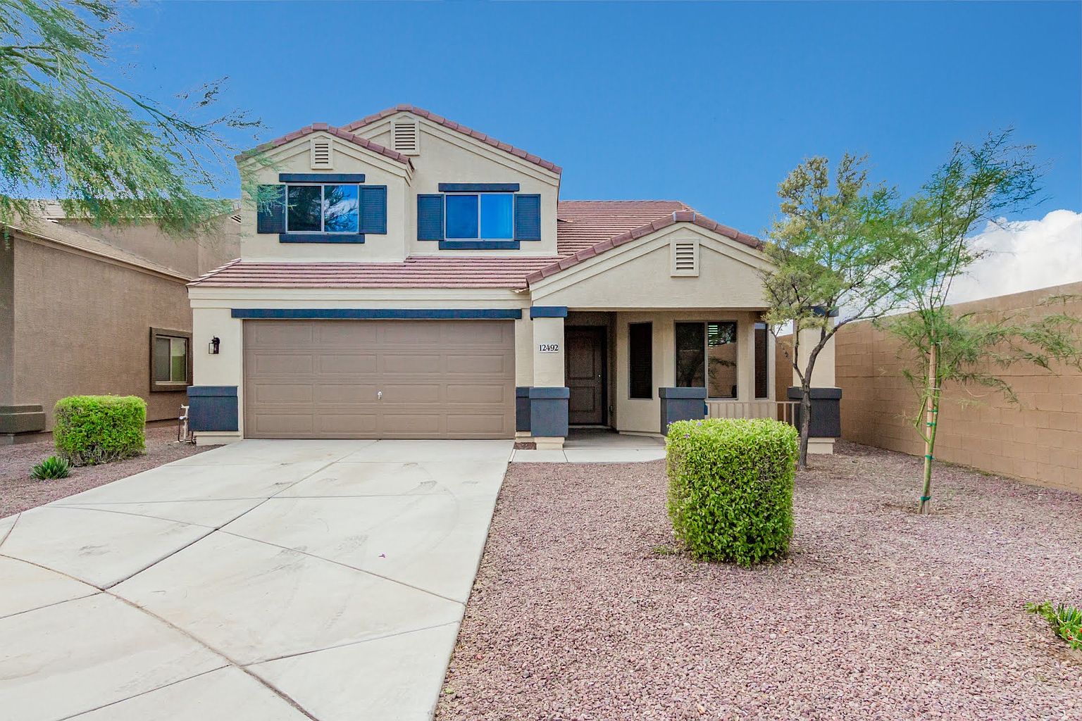 12492 N 75th Dr photo 2