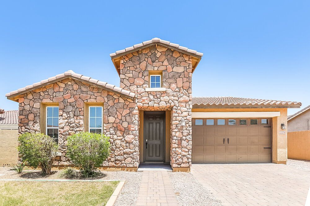 22258 E Cherrywood Ct Queen Creek, AZ 85142 photo 2