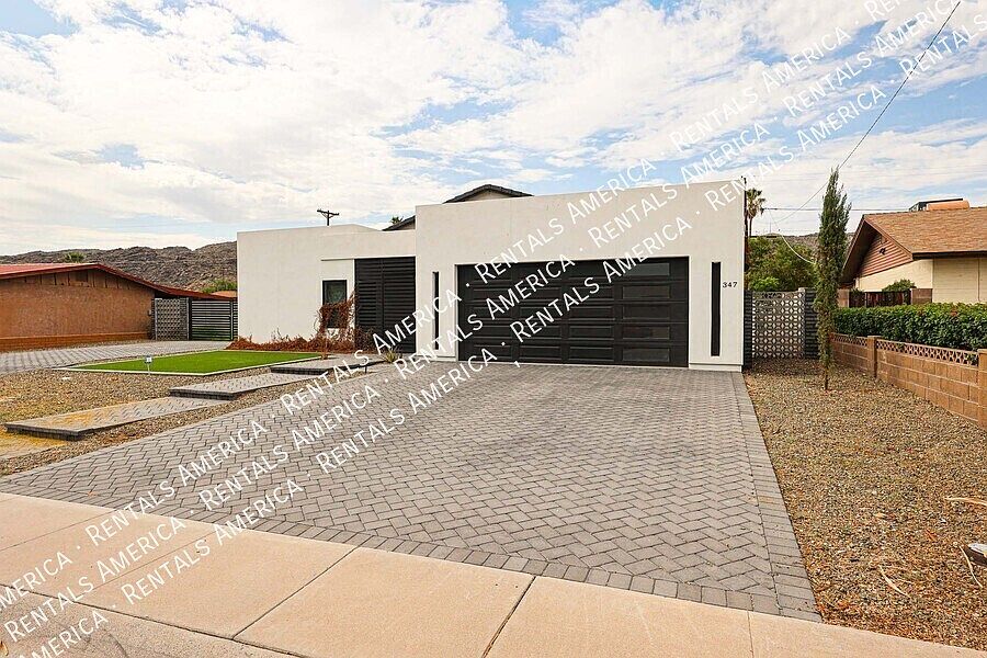 347 E La Mirada Dr photo 2