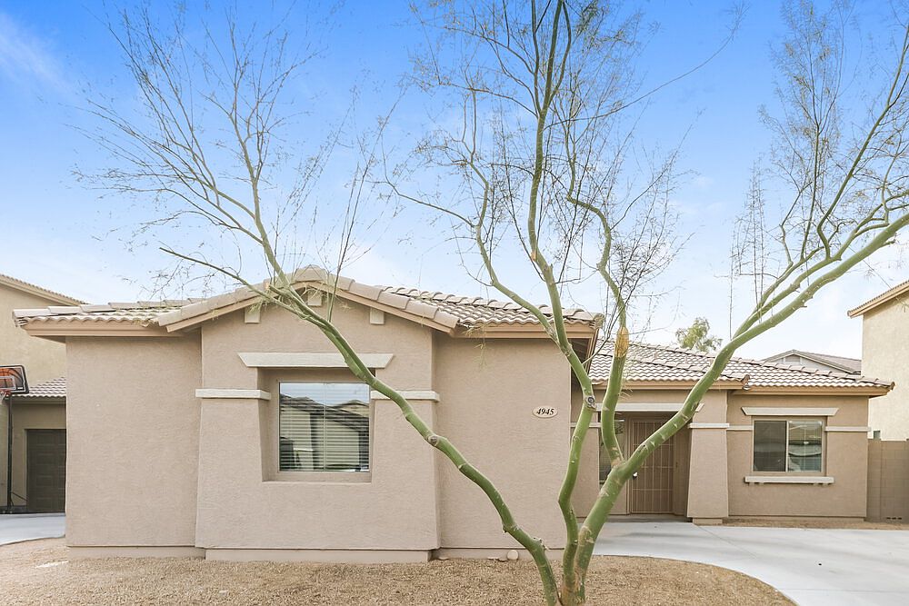 4945 W Fawn Dr photo 2