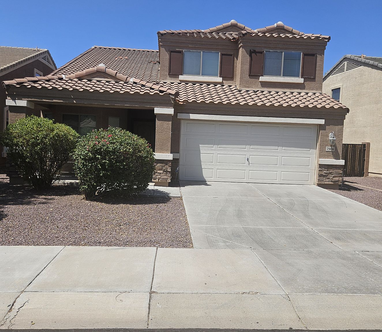 7564 W Charter Oak Rd photo 4