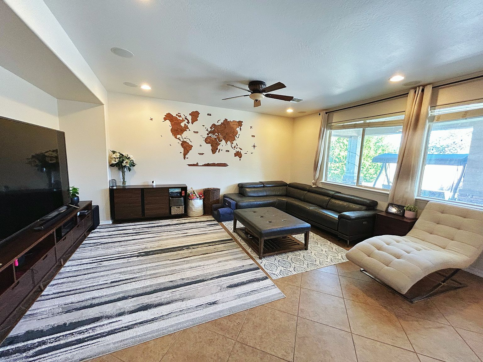 702 W San Carlos Way Rentals photo 4