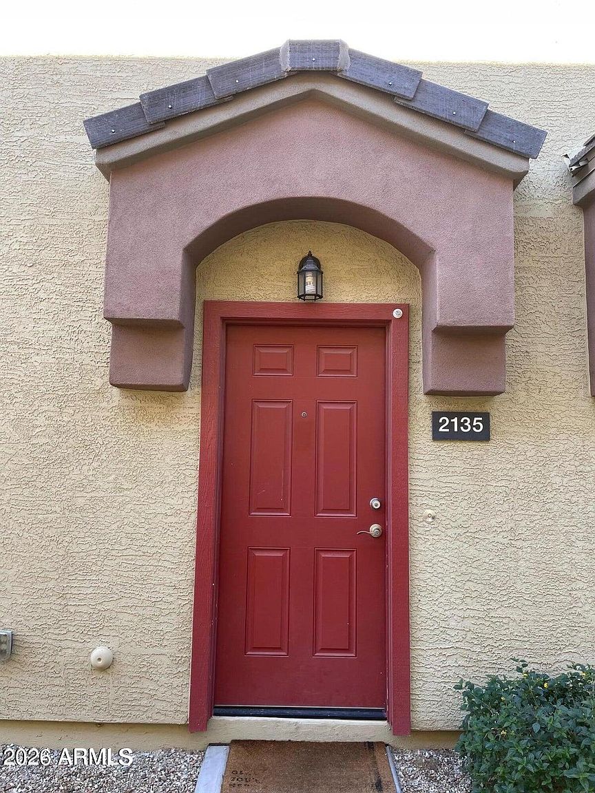 2150 W Alameda Rd photo 2