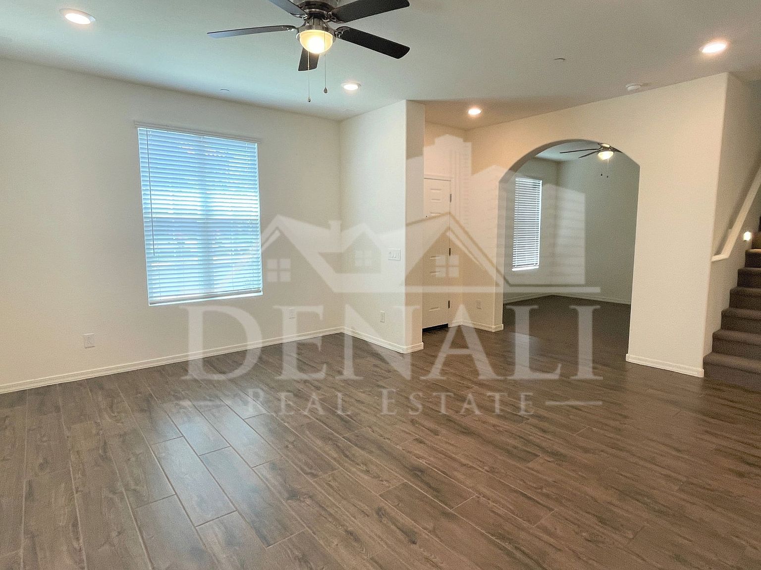 29400 N 122nd Glen Peoria, AZ 85383 photo 5