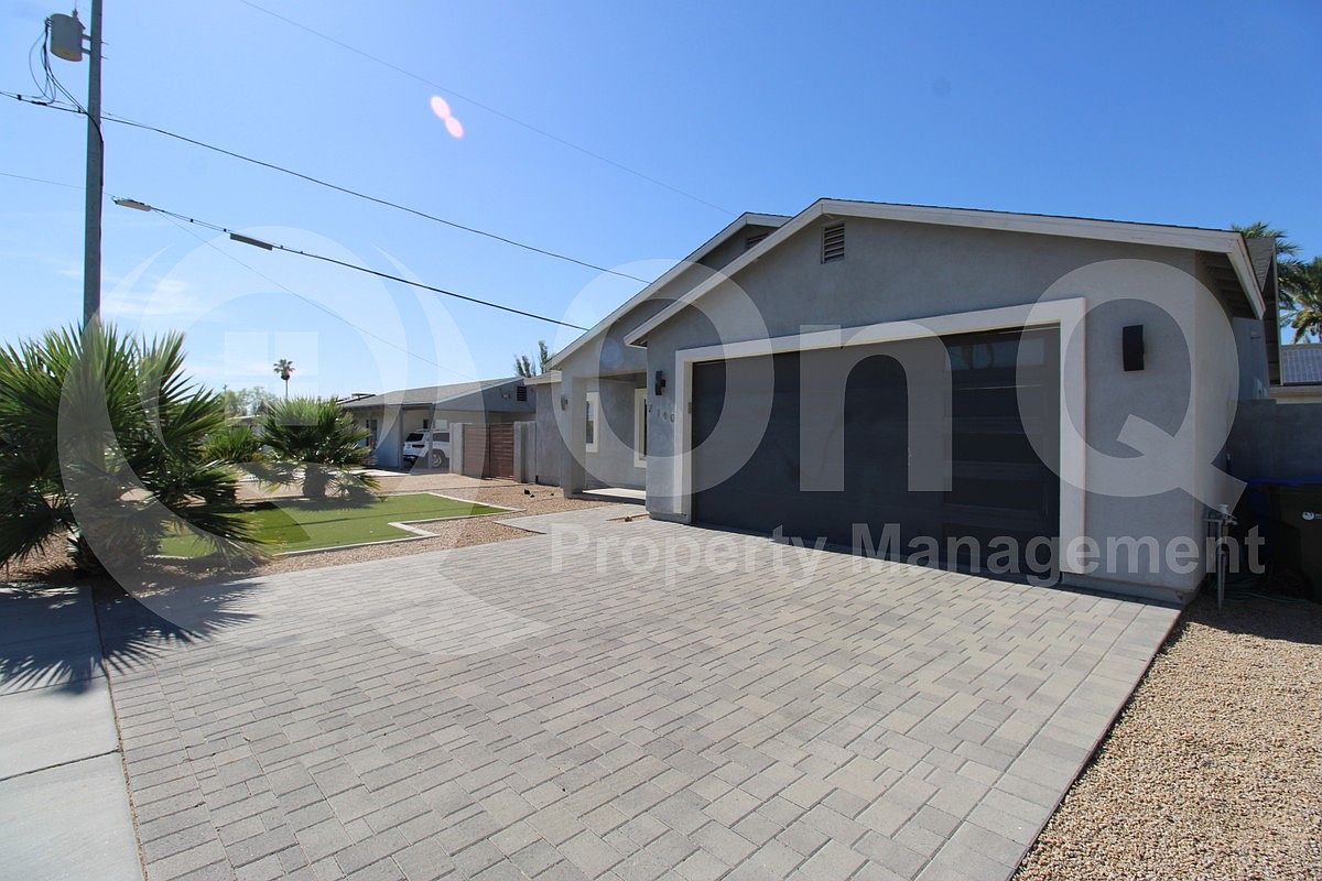 2140 E Palm Ln photo 3