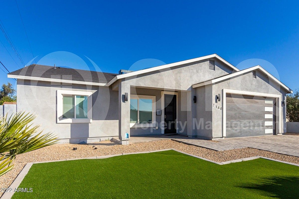 2140 E Palm Ln photo 2