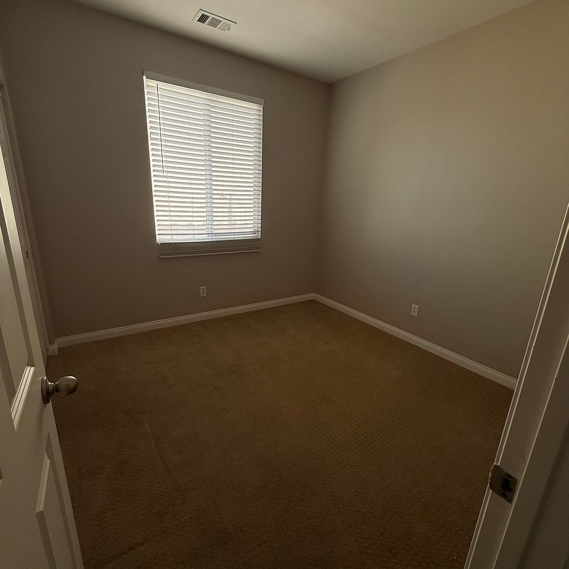 35594 Silverweed Rd photo 5