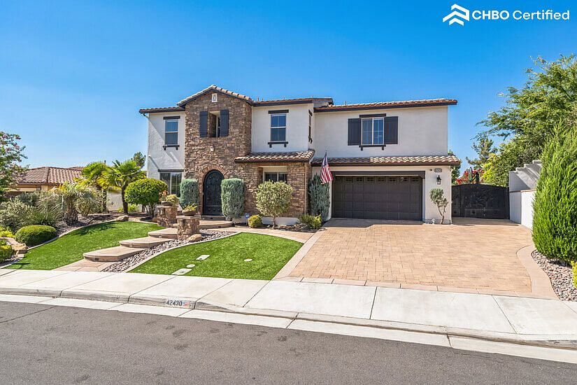 42430 Lyles Dr photo 2