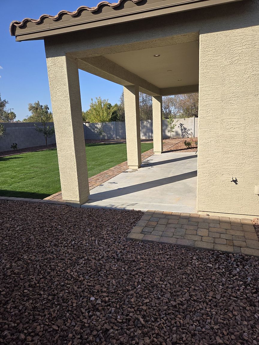 32246 N Cat Hills Ave photo 5
