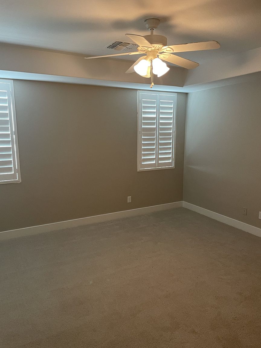 32246 N Cat Hills Ave photo 2