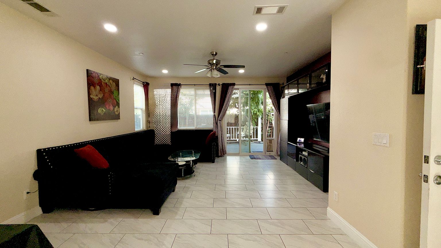 714 N Del Prado St photo 4