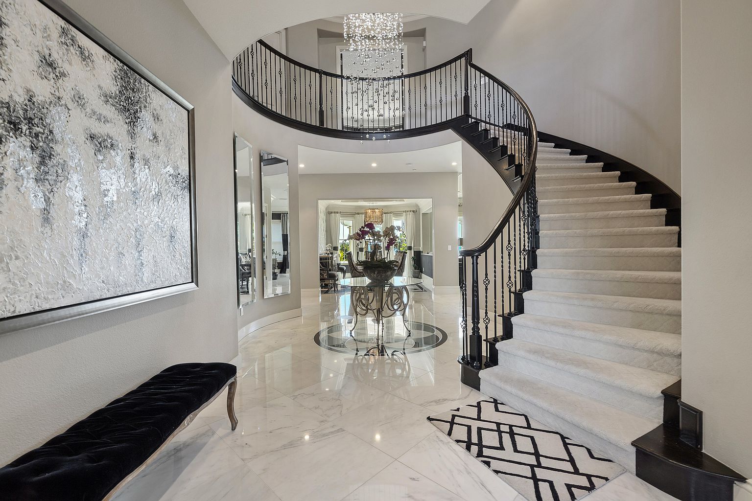 79 Arundel Dr photo 4