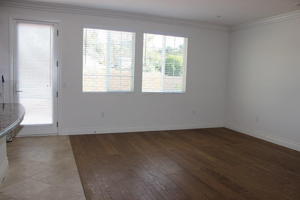 1105 Ocean Ridge Ct photo 2