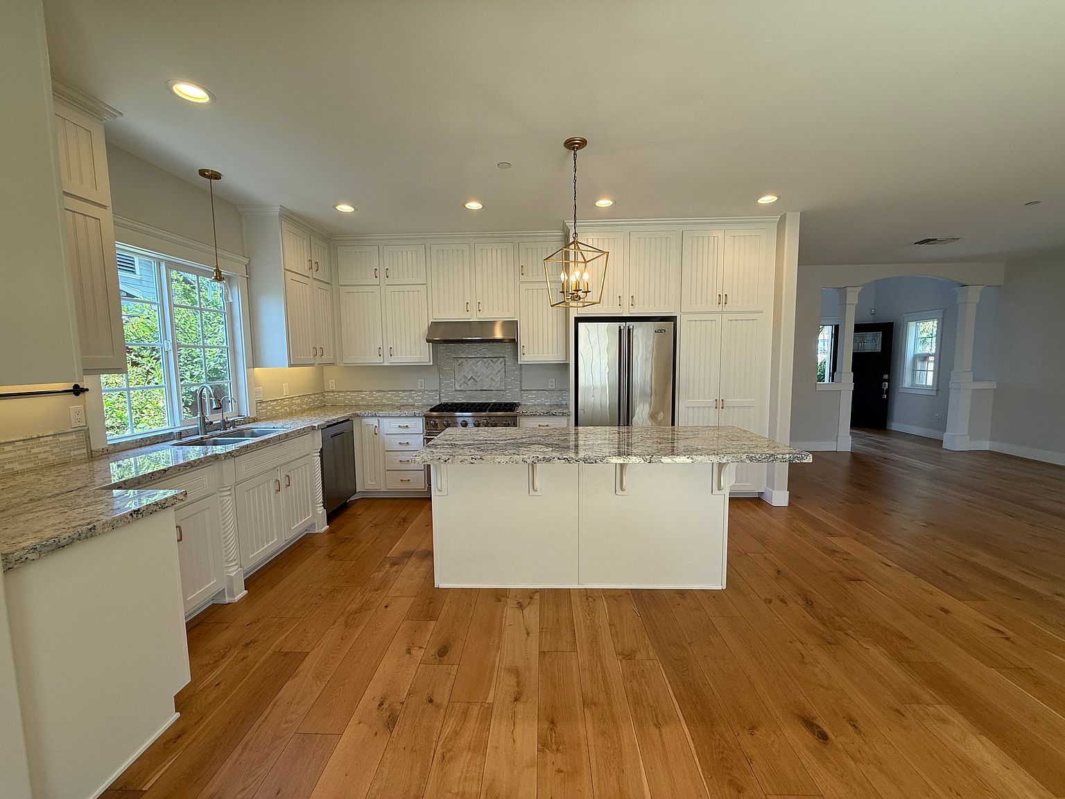 523 9th St photo 4
