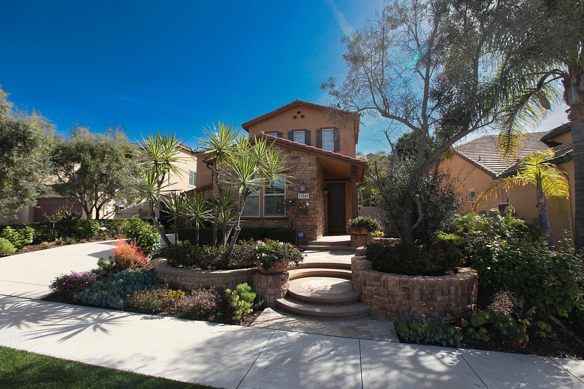 13549 Golden Elm Ln photo 3