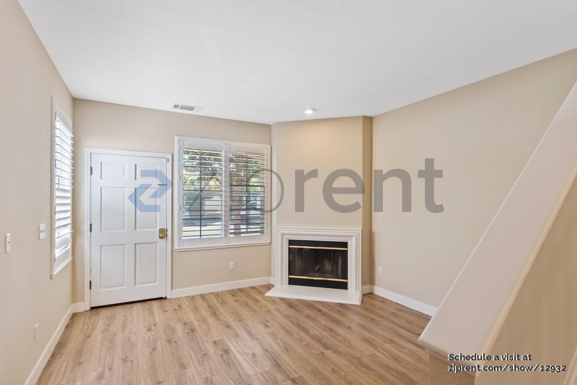 139 Concord Circle, Mountain View, CA 94040 photo 5
