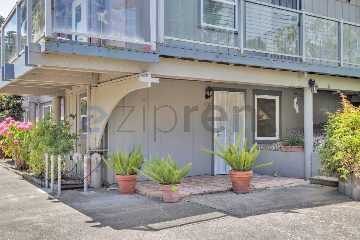 Unit 2 photo 3