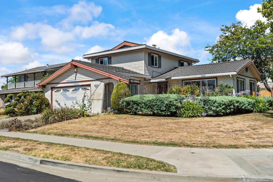 5319 Westbury Ct photo 3