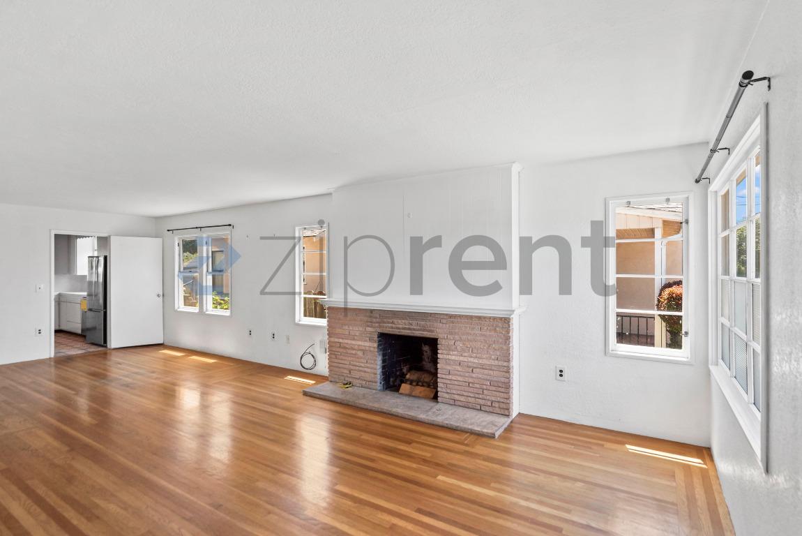 791 Elsie Avenue photo 4