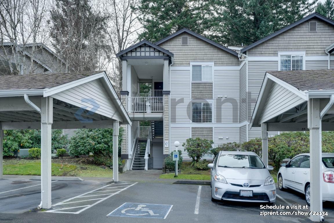 25235 SE Klahanie Blvd Issaquah, WA 98029 photo 2