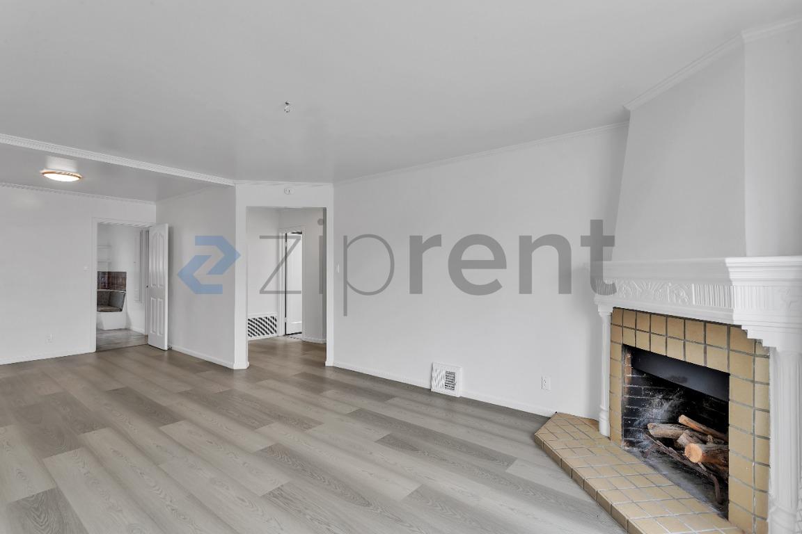 1714 44th Avenue photo 2
